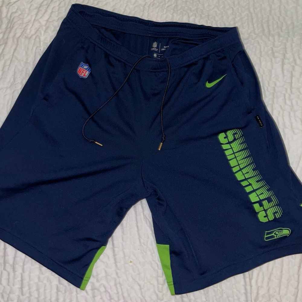 Men’s Nike Seattle Seahawks shorts